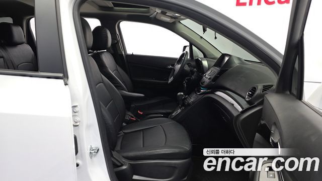 Chevrolet Korea Orlando 2015 — photo 12