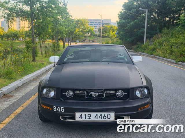 Ford Mustang 2006 — photo 2