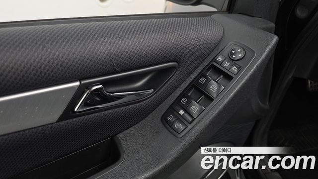 Mercedes-Benz B-Class 2010 — photo 20