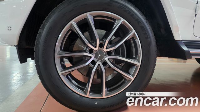 Mercedes-Benz G-Class 2026 — photo 3