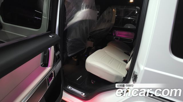 Mercedes-Benz G-Class 2026 — photo 12