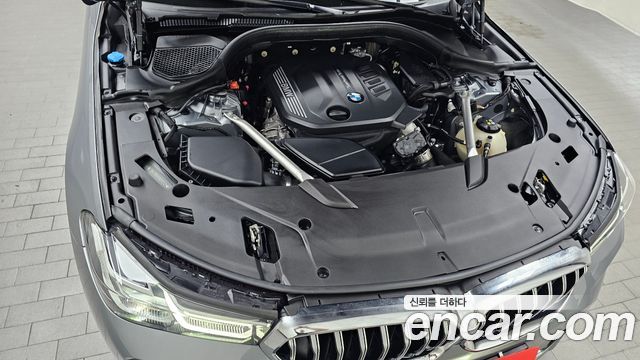 BMW Gran Turismo 2023 — photo 6