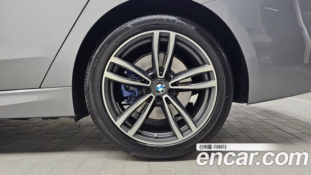 BMW Gran Turismo 2023 — photo 7