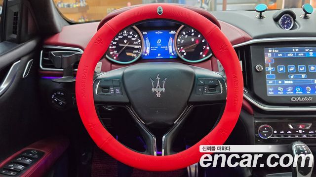 Maserati Ghibli 2016 — photo 11
