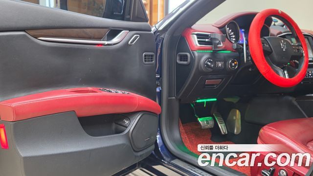 Maserati Ghibli 2016 — photo 15