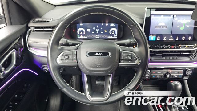 Jeep Compass 2022 — photo 12