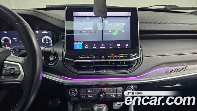 Jeep Compass 2022 — photo 13