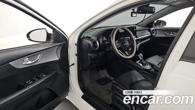 Kia K3 2024 — photo 13