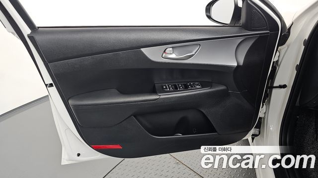 Kia K3 2024 — photo 14