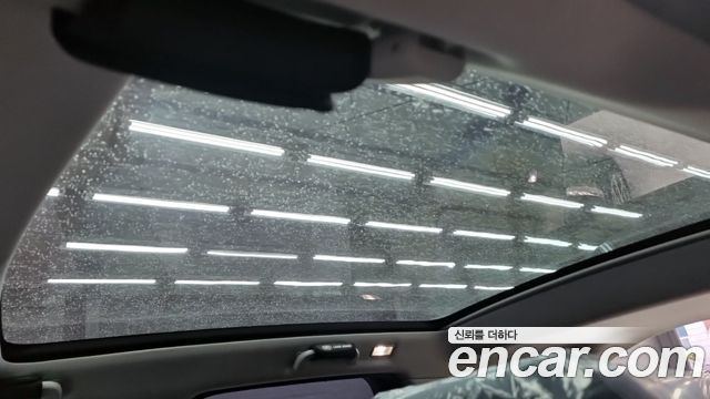 Land Rover Discovery Sport 2017 — photo 14