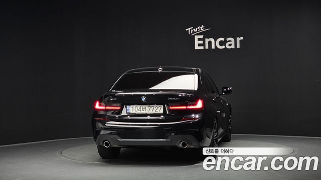 BMW 3-Series 2021 — photo 4