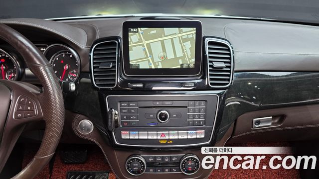 Mercedes-Benz GLS-Class 2017 — photo 18