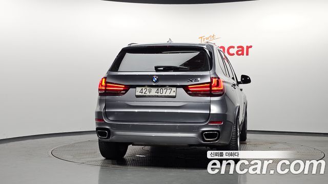 BMW X5 2018 — photo 4