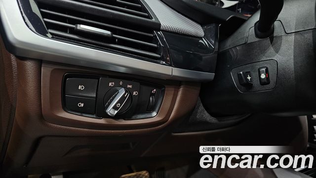 BMW X5 2018 — photo 14