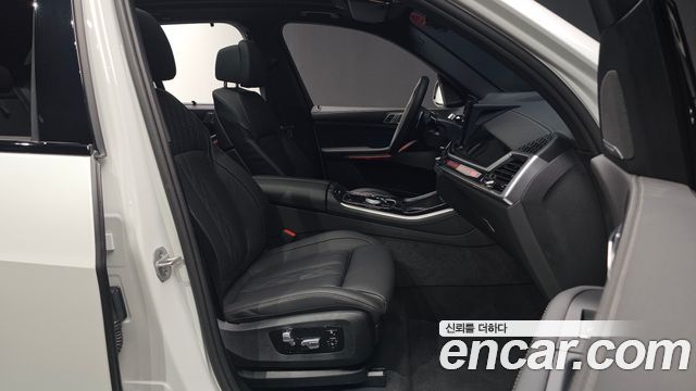 BMW X5 2026 — photo 10