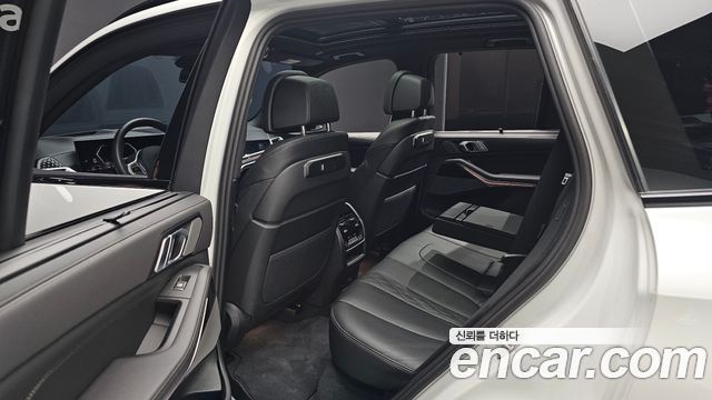 BMW X5 2026 — photo 12