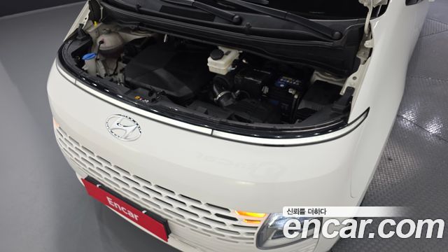 Hyundai Staria 2022 — photo 6