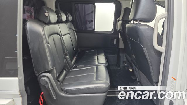 Hyundai Staria 2022 — photo 17