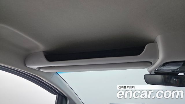 Hyundai Staria 2022 — photo 33