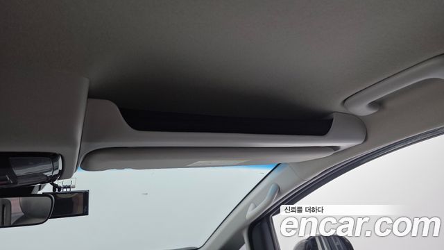 Hyundai Staria 2022 — photo 40