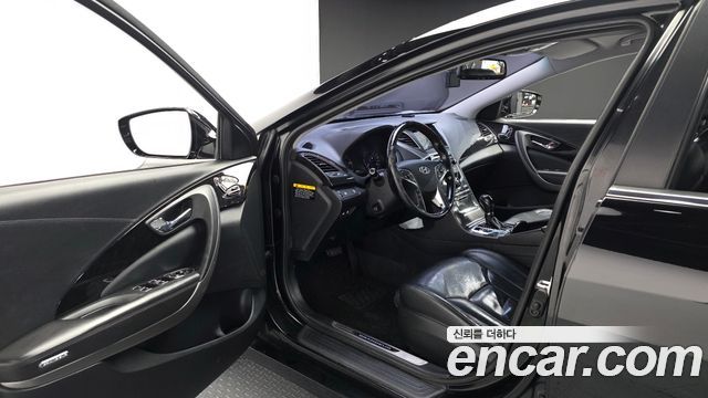 Hyundai Grandeur 2015 — photo 10
