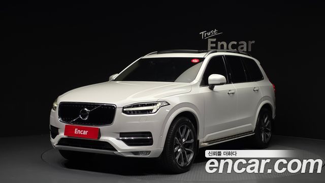 Volvo XC90 2017 — photo 1