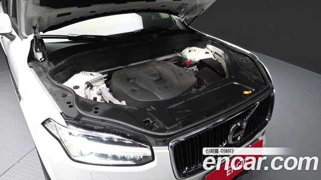 Volvo XC90 2017 — photo 6