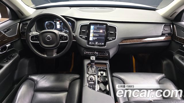 Volvo XC90 2017 — photo 7