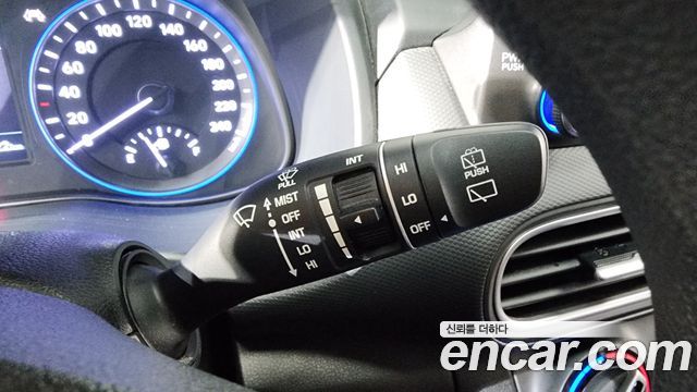 Hyundai Kona 2020 — photo 29
