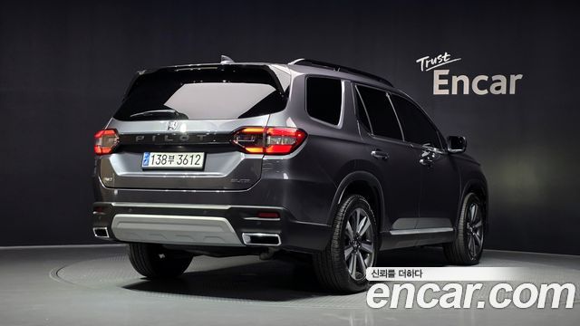 Honda Pilot 2023 — photo 2