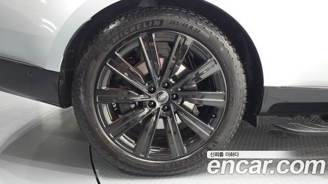 Land Rover Range Rover 2025 — photo 5