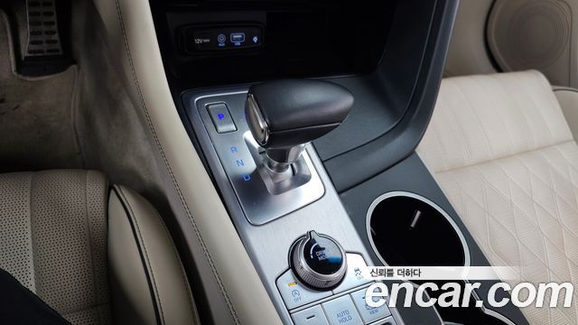 Genesis G70 2019 — photo 9