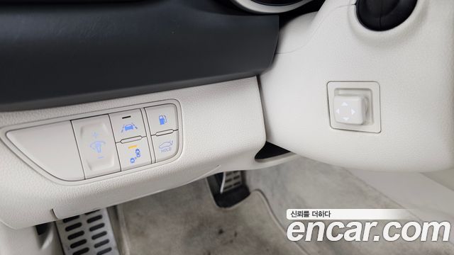 Genesis G70 2019 — photo 14