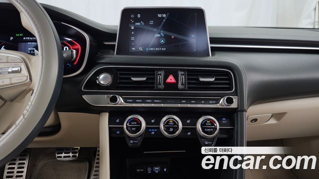 Genesis G70 2019 — photo 15