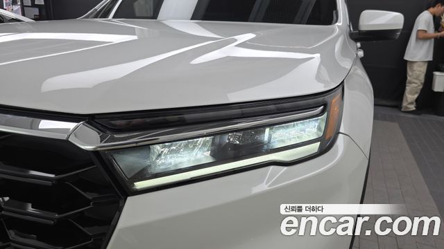 Honda Pilot 2023 — photo 8