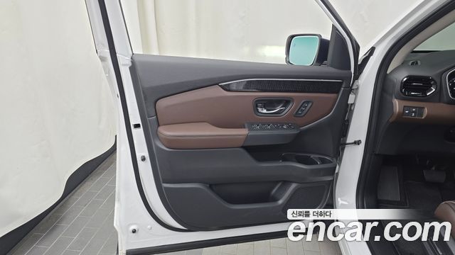 Honda Pilot 2023 — photo 14