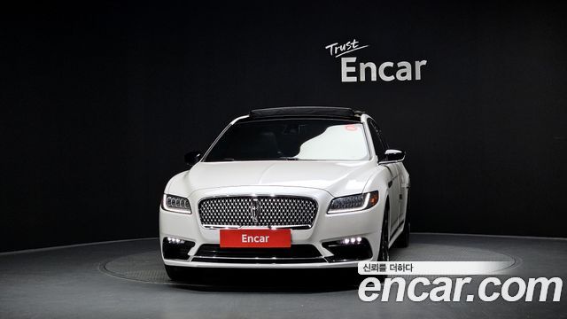 Lincoln Continental 2018 — photo 3