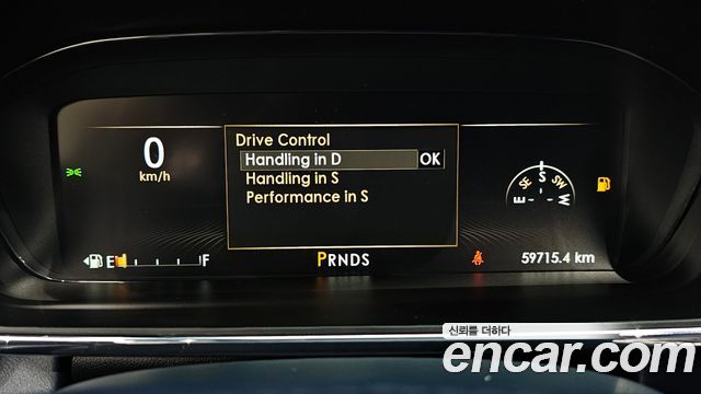 Lincoln Continental 2018 — photo 11