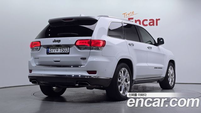 Jeep Cherokee 2021 — photo 2