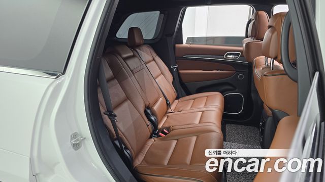 Jeep Cherokee 2021 — photo 17