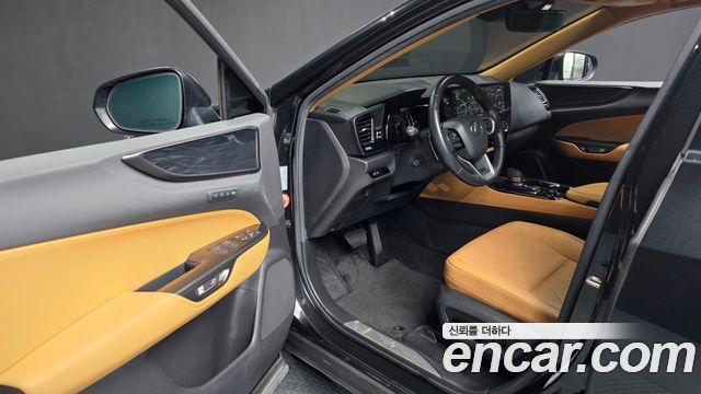 Lexus NX 2023 — photo 13