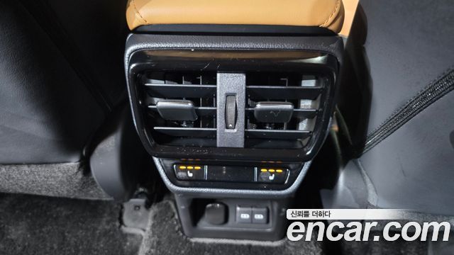 Lexus NX 2023 — photo 25