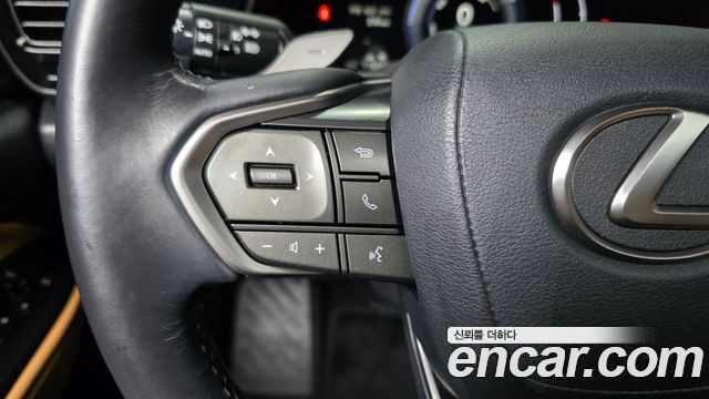 Lexus NX 2023 — photo 32