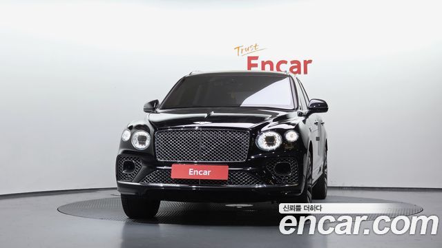 Bentley Bentayga 2023 — photo 3