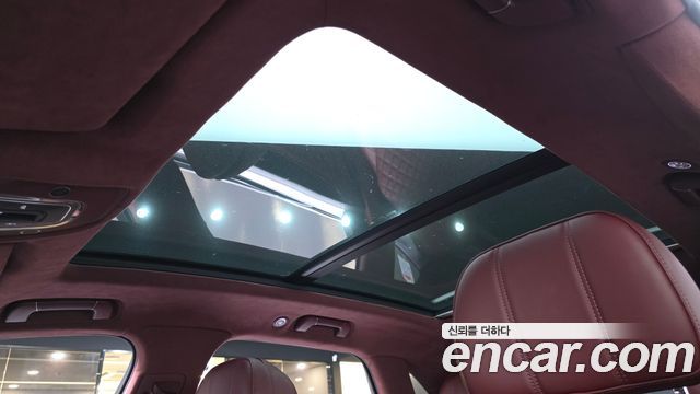 Bentley Bentayga 2023 — photo 25