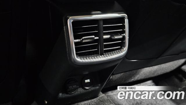 Kia K5 2022 — photo 18