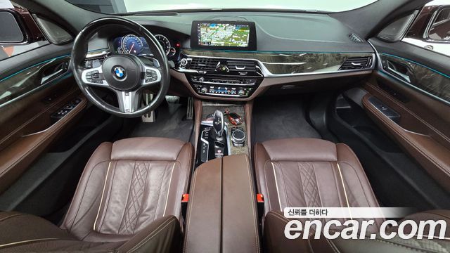 BMW Gran Turismo 2018 — photo 10
