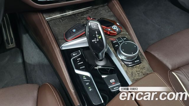BMW Gran Turismo 2018 — photo 12