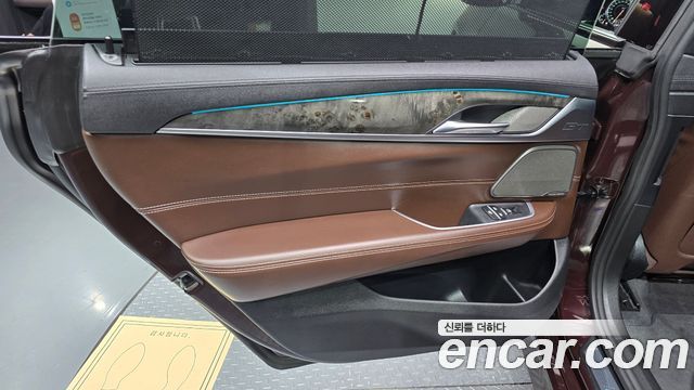 BMW Gran Turismo 2018 — photo 15
