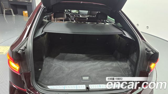BMW Gran Turismo 2018 — photo 29